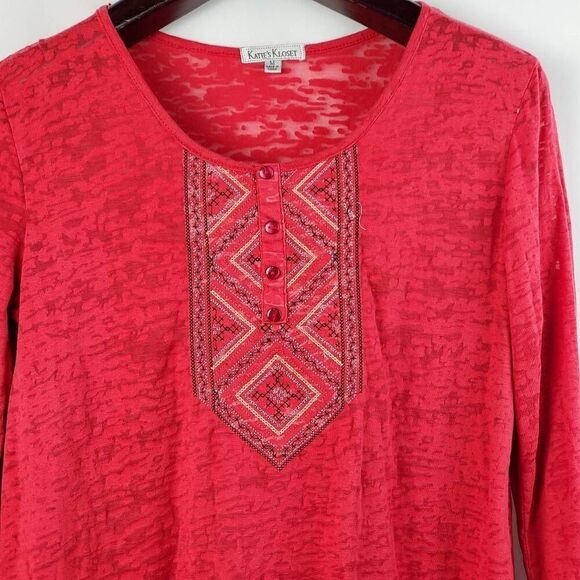 Katie's Kloset Medium Red Burnout hi-low Top - Picture 2 of 5